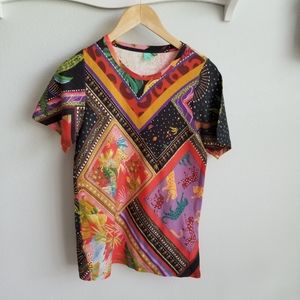 SOLD 🌼Farm Rio colorful cotton print tee XS